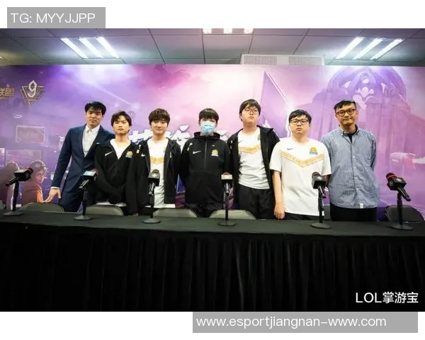 王者荣耀聚焦FPX战队灵活性策略与战术解析探讨